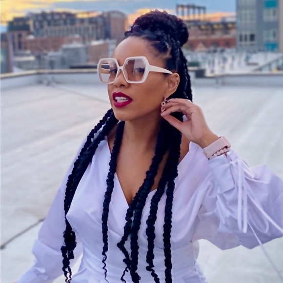 Meet your Posher, Nizhoni - Picture 1 of 1